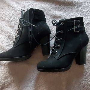 Blank combat ankle boots